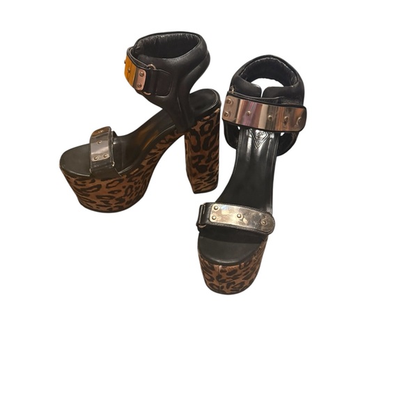 UNIF Goner Leopard Print Platform Heels Size 8 - Picture 3 of 12